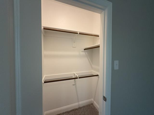 Building Photo - 612 Amenduni Ln