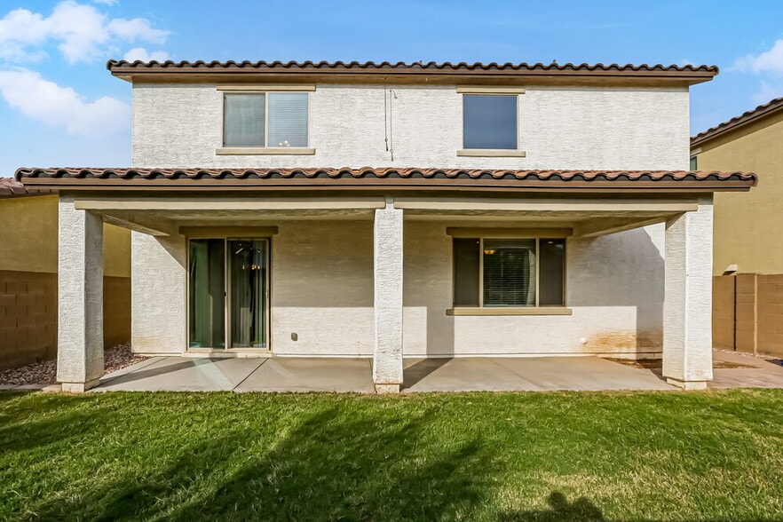 Building Photo - 4819 W St Anne Ave