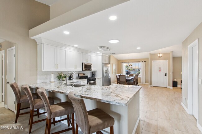 Building Photo - 20657 N Ventana Dr W