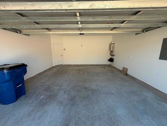 Building Photo - 17704 Sage Thrasher Dr