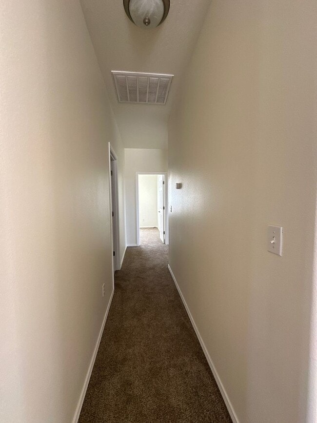 Building Photo - 5096 Larch Ln