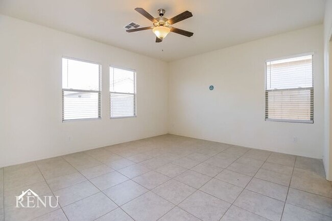 Building Photo - 35340 W San Capistrano Ave