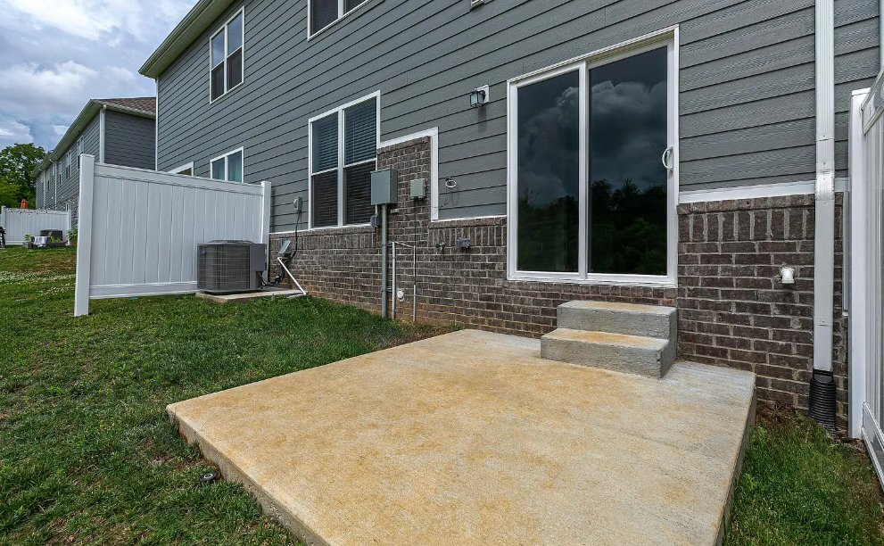 Building Photo - 2118 Nectar Ln