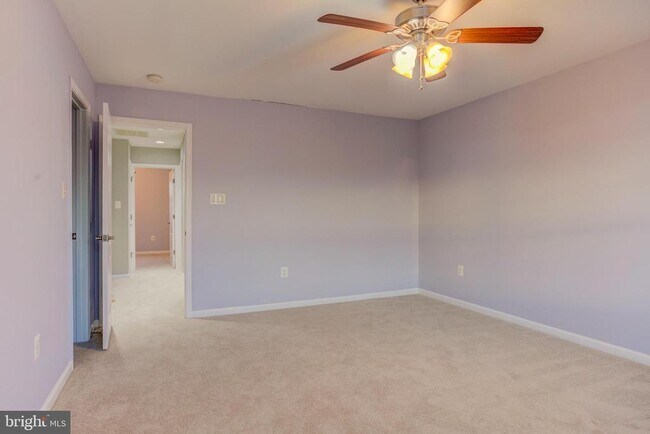 Building Photo - 20934 Houseman Terrace