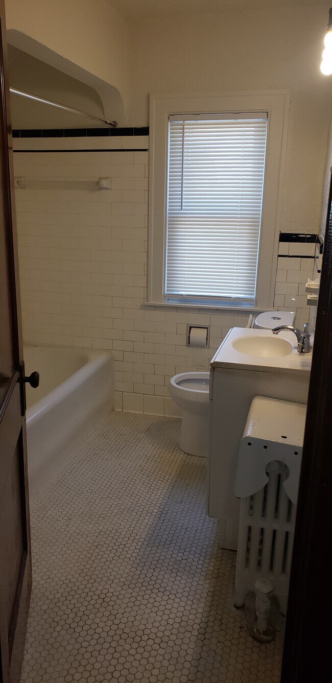 bathroom - 7651 Freda St