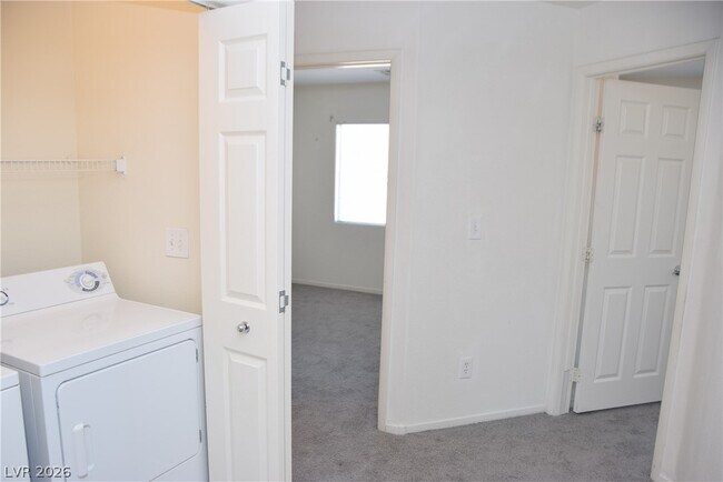 Building Photo - 9440 Crimson Sky St