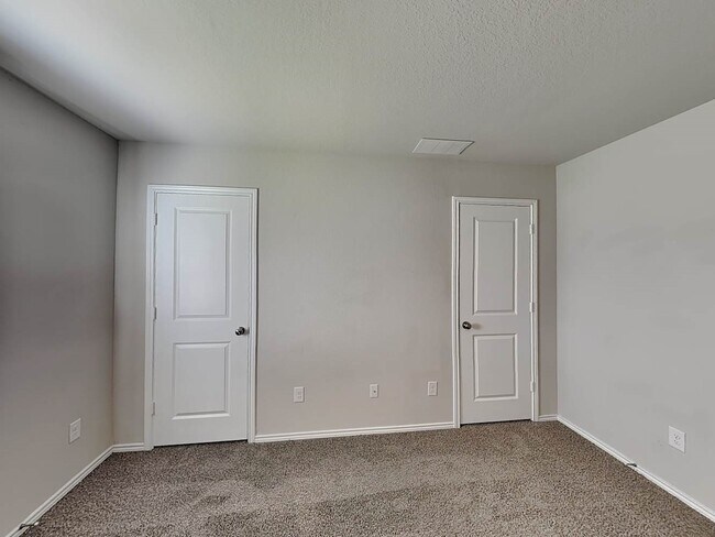 Building Photo - 5517 Verdugos Pl