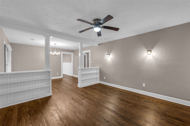 Building Photo - 1525 25th St