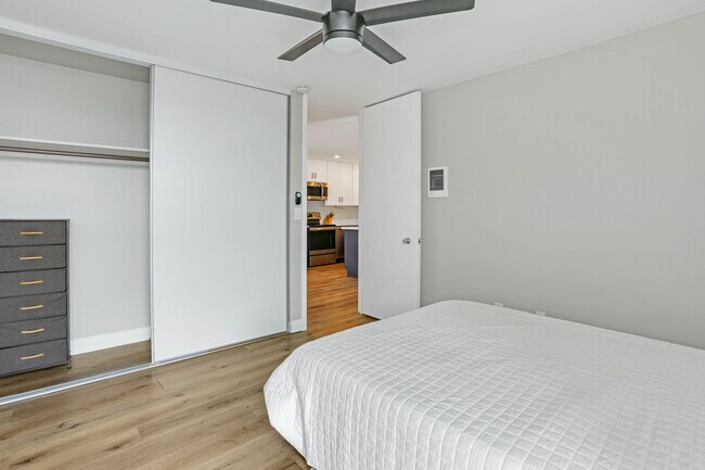 Building Photo - 3050 Rue D’Orleans