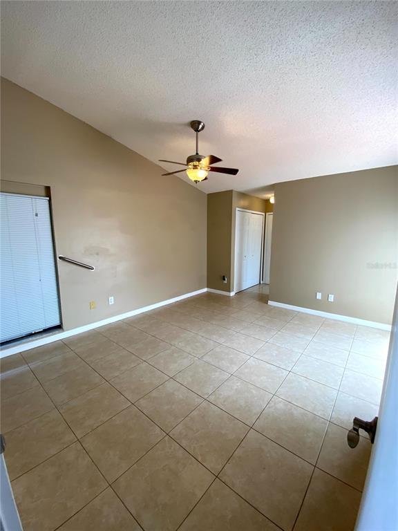 Building Photo - 755 Golden Sunshine Cir