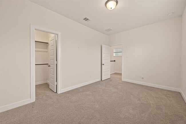 Building Photo - 11413 Velvet Fld Dr