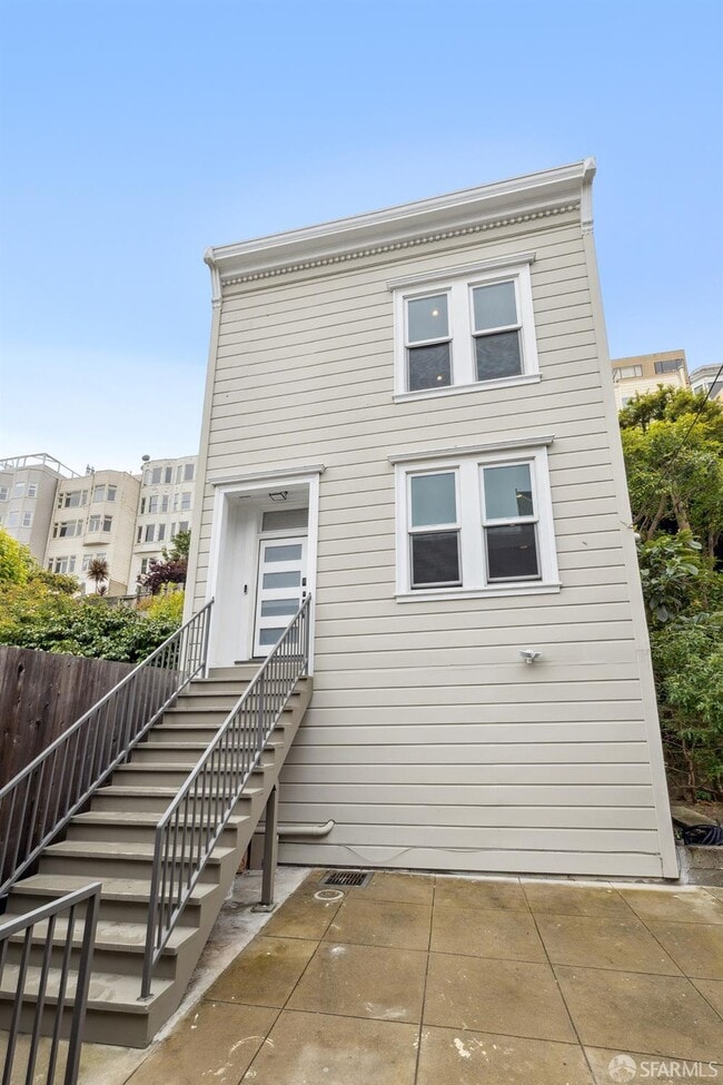 Building Photo - 971 Filbert St