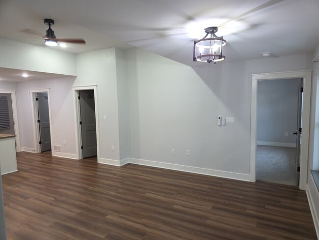 Building Photo - 7106 James Madison Way