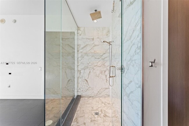 Building Photo - 1100 Biscayne Blvd