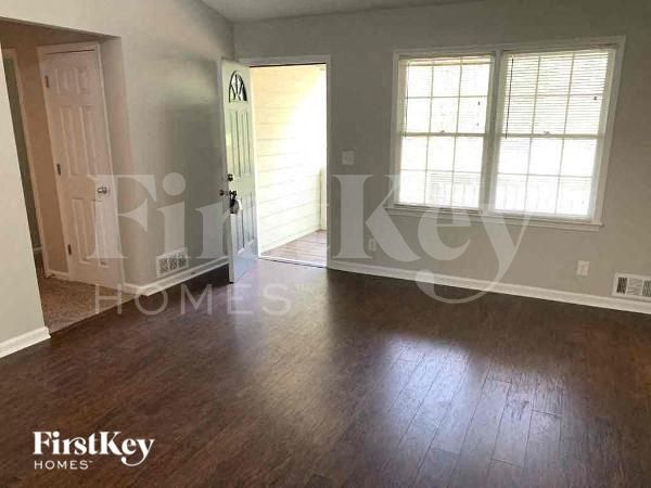 Building Photo - 2309 Westland Ml