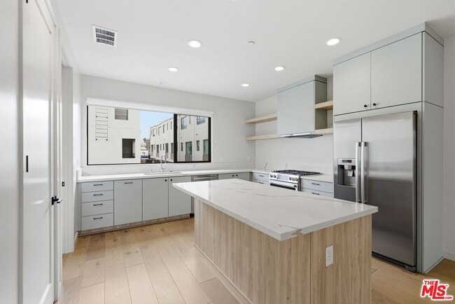 Building Photo - 1605 Arla Way