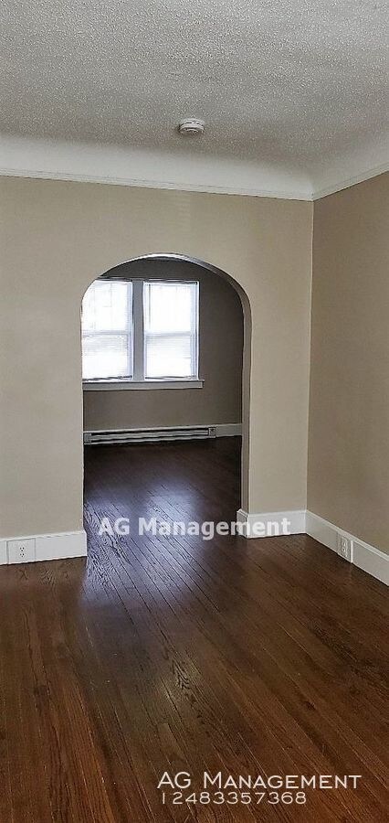 Building Photo - 24 Lincoln St