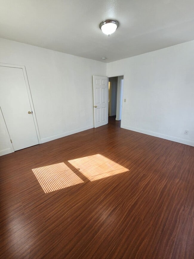 Building Photo - Comfortable 2 Bed, 1 Bath Home in Grover Beach