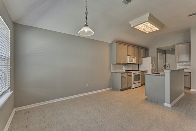 Building Photo - 11118 Creekline Meadow Ct