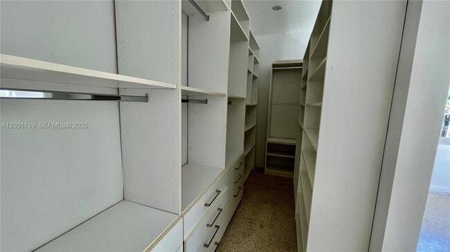 Building Photo - 625 93rd St