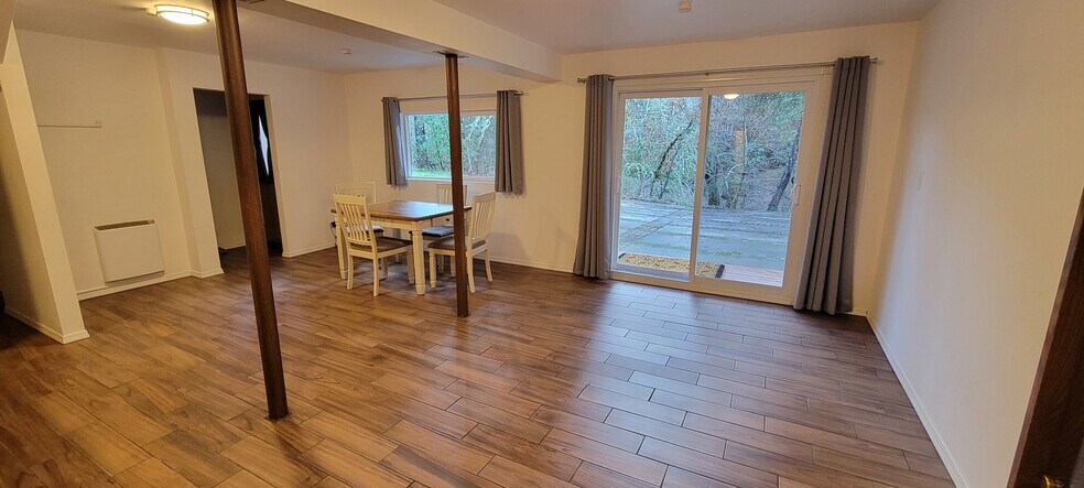 Building Photo - 3033 Granite Hill Rd