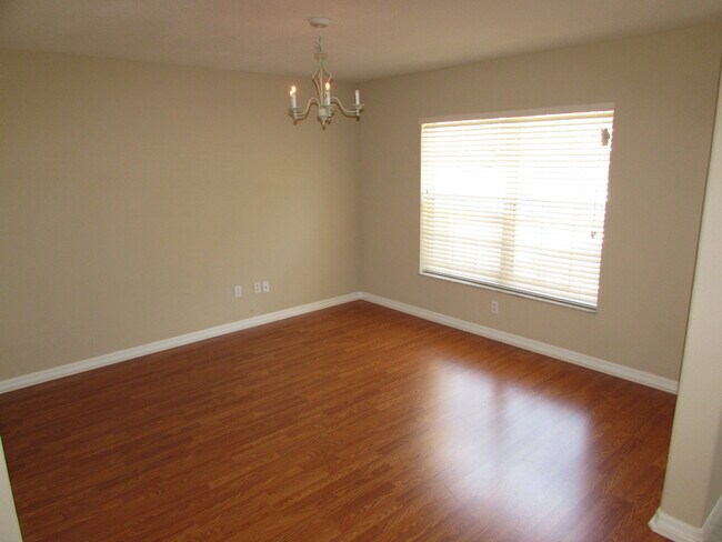 Building Photo - Large Indian Trails Single Family Home