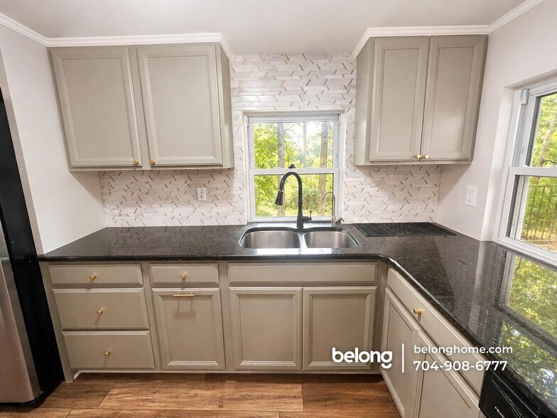 Building Photo - 4866 Emma Love Ln