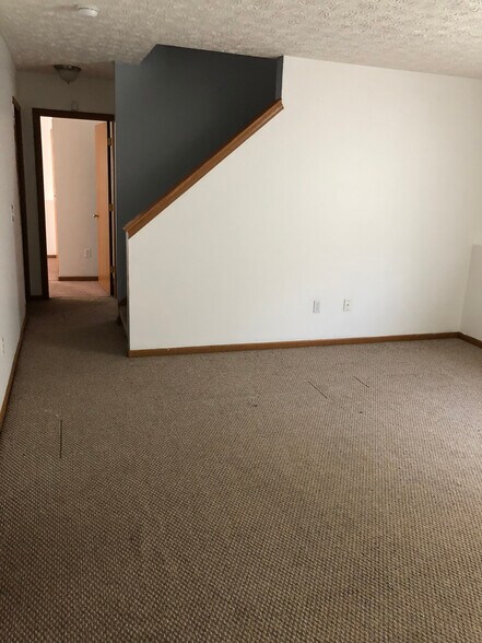 Building Photo - 1254 Wyley Ave