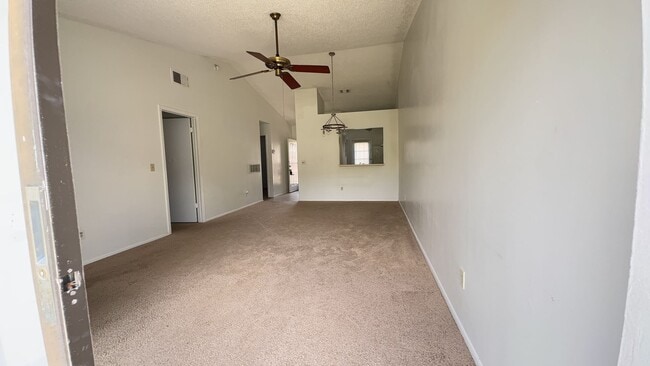Building Photo - 1-Story Home. Gated Community