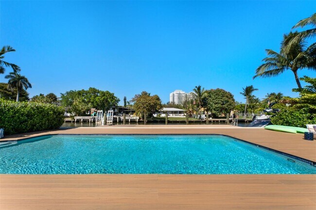 Building Photo - 1025 Belle Meade Island Dr