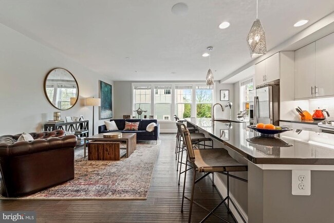 Building Photo - 783 Morton St NW