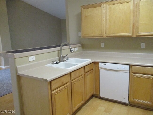 Building Photo - 1001 Domnus Ln