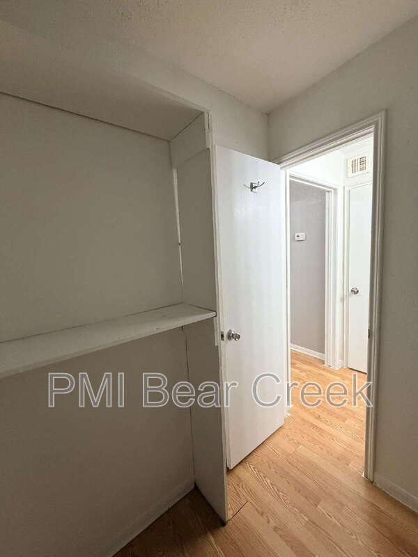 Building Photo - 9550 Deering Dr