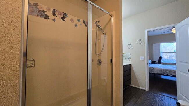 Building Photo - 3204 Ortman Dr