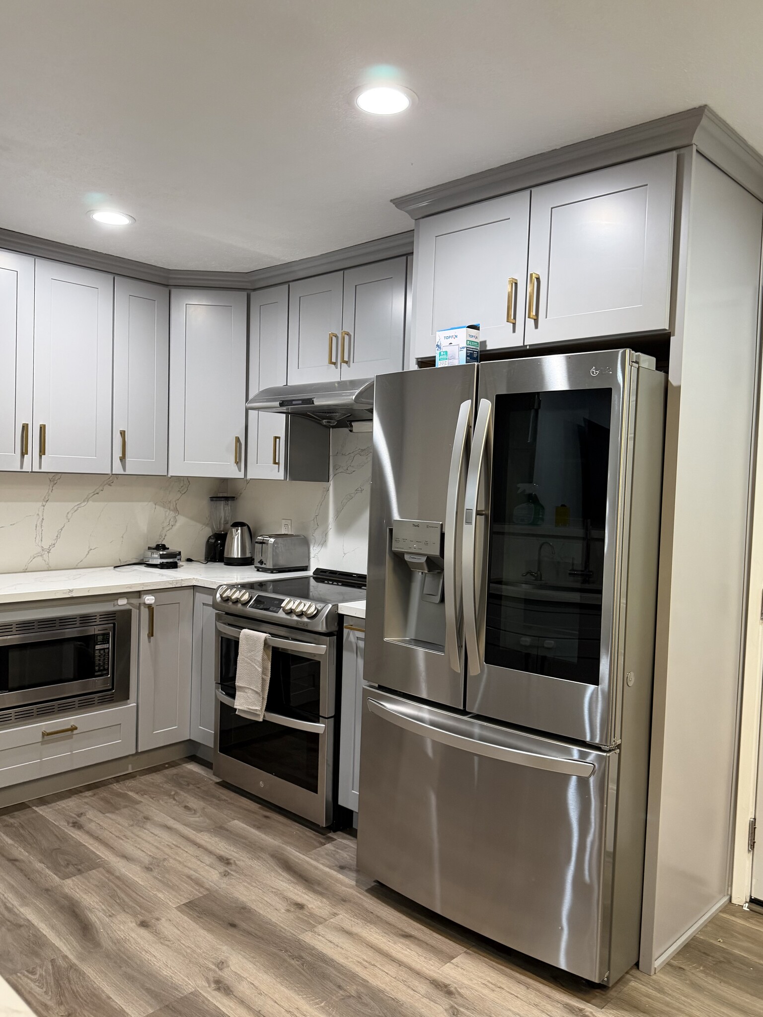 Building Photo - 806 Coyote St