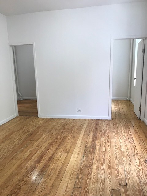 Interior Photo - 234-236 Thompson Street