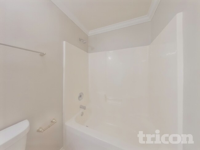 Building Photo - 3634 Charterhall Ln