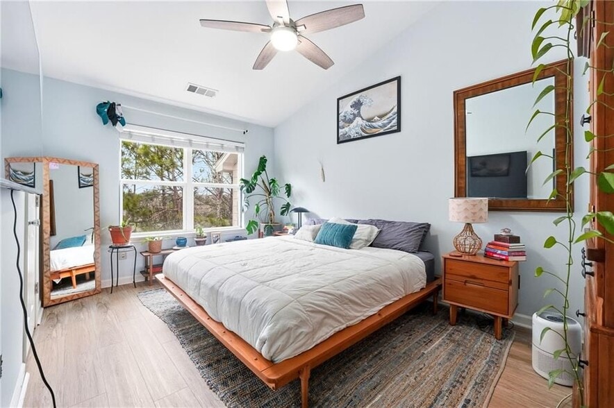 Building Photo - 1149 Liberty Pkwy NW