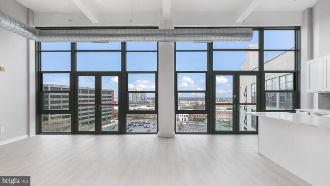 Building Photo - 444 N 4th St