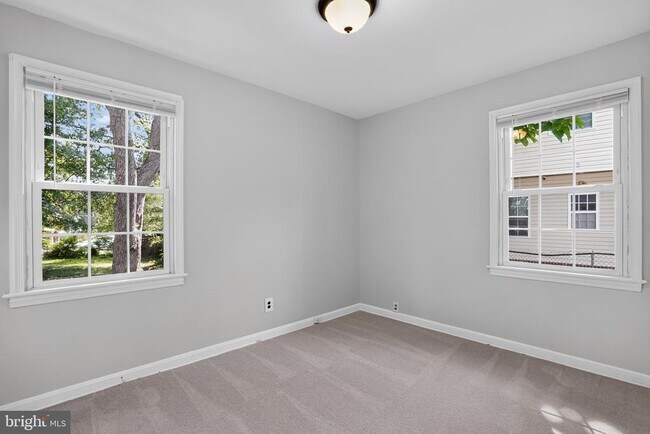 Building Photo - 3207 Dashiell Rd