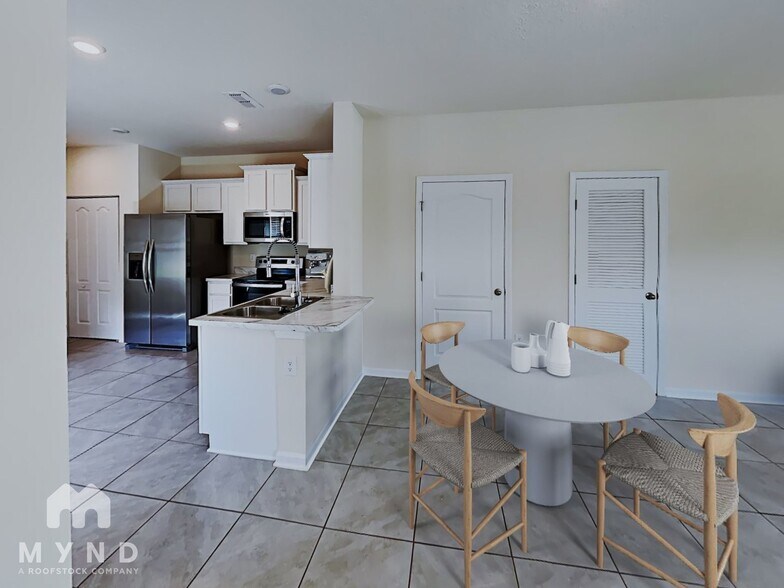 Building Photo - 7717 Legacy Trl