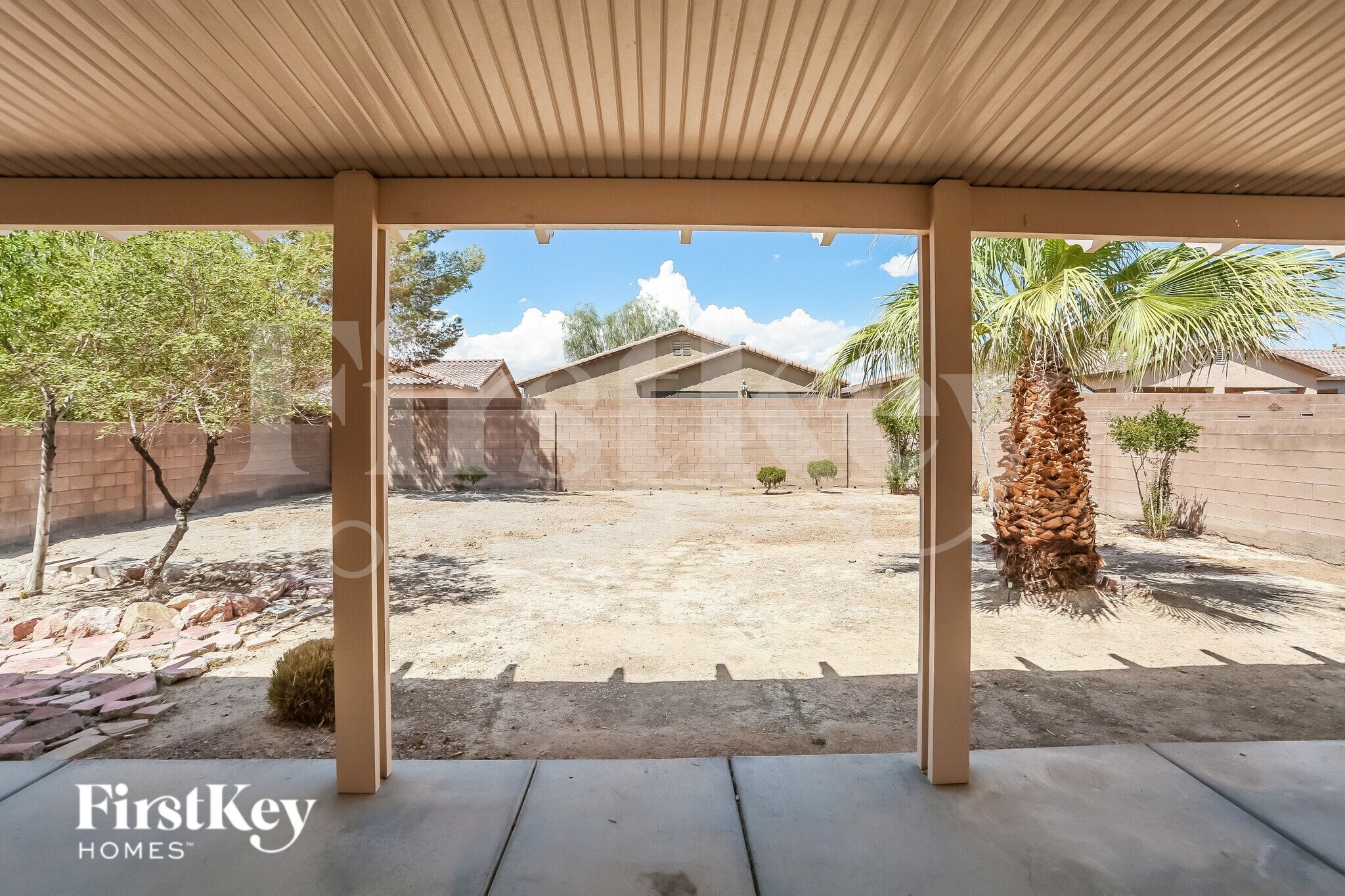 Building Photo - 4633 N Sergeant Ct