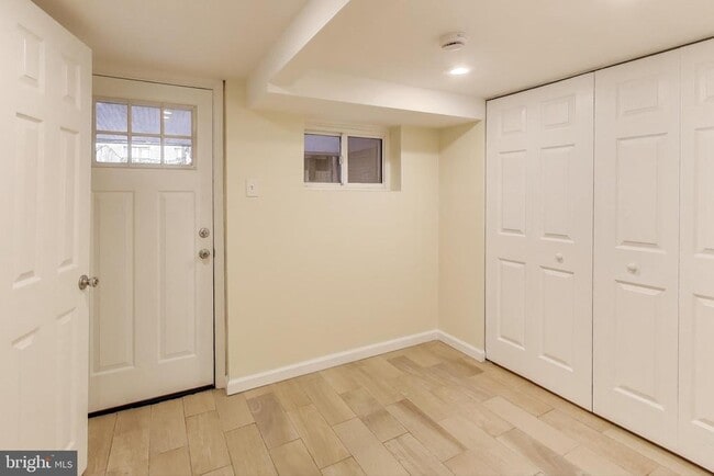 Building Photo - 628 Madison St NW