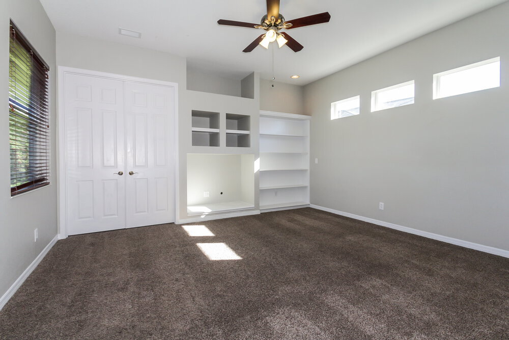 Building Photo - 5312 Lexington Dr