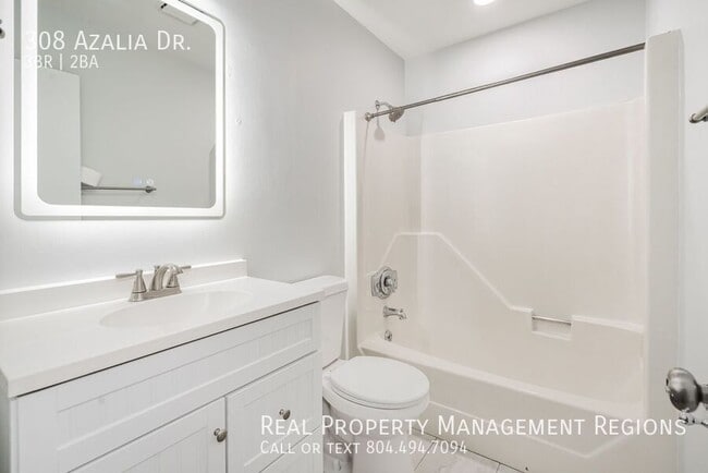 Building Photo - 308 Azalia Dr