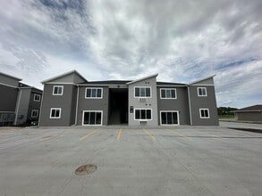 Building Photo - Archer Flats
