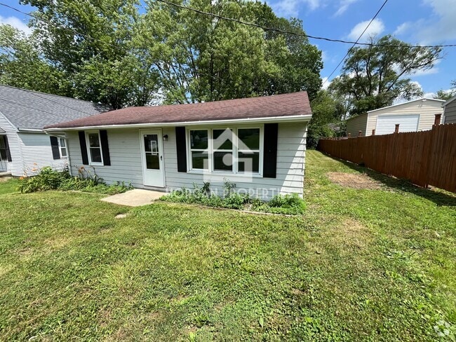 Building Photo - 4214 E Lynn St