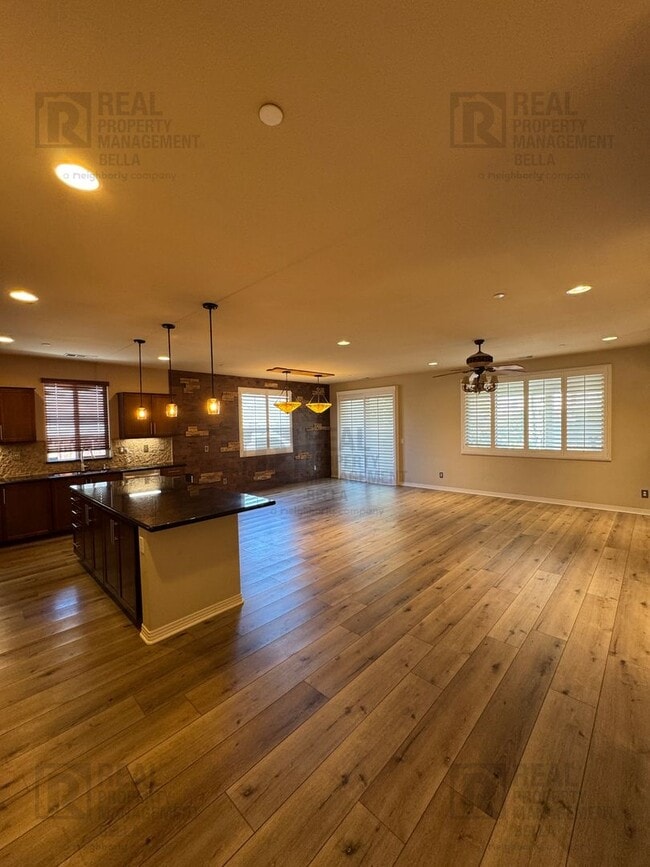 Building Photo - Modern Comfort Meets Resort Living – Gorgeous Single-Story in The Lakes Community