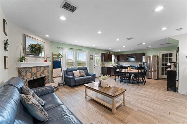 Building Photo - 2216 Annalea Ct