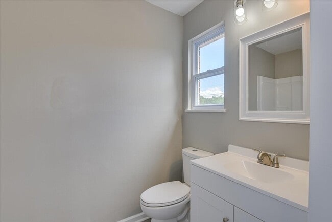 Building Photo - 3635 Spanish Trace Dr